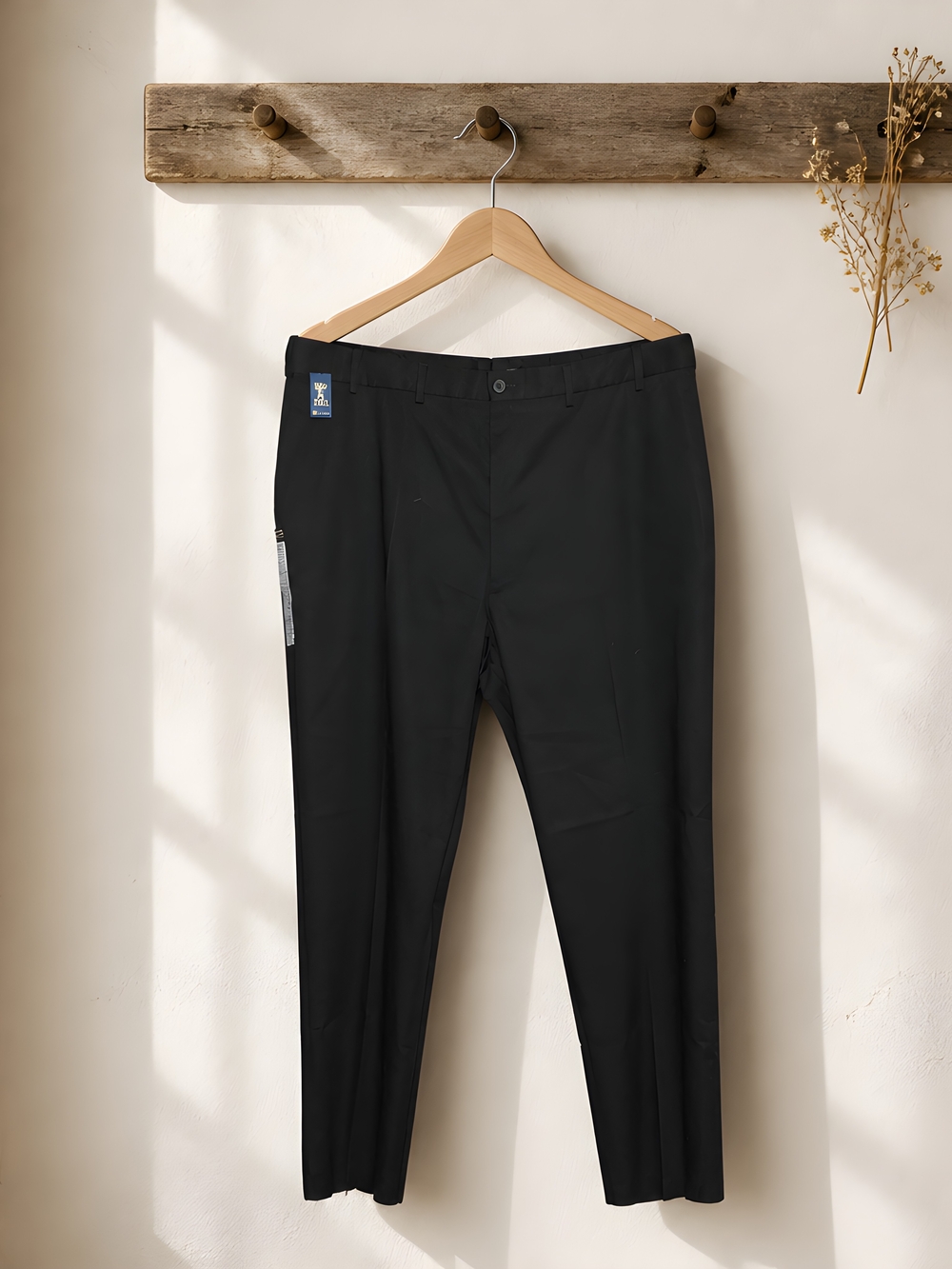 NWT Haggar Black Premium No Iron Khaki Pants Big And Tall 48Wx34L